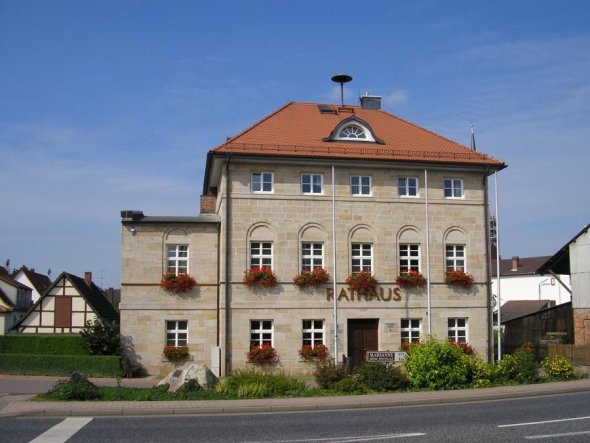 Rathaus Oberaula Sicht von vorne